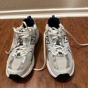 New Balance 530